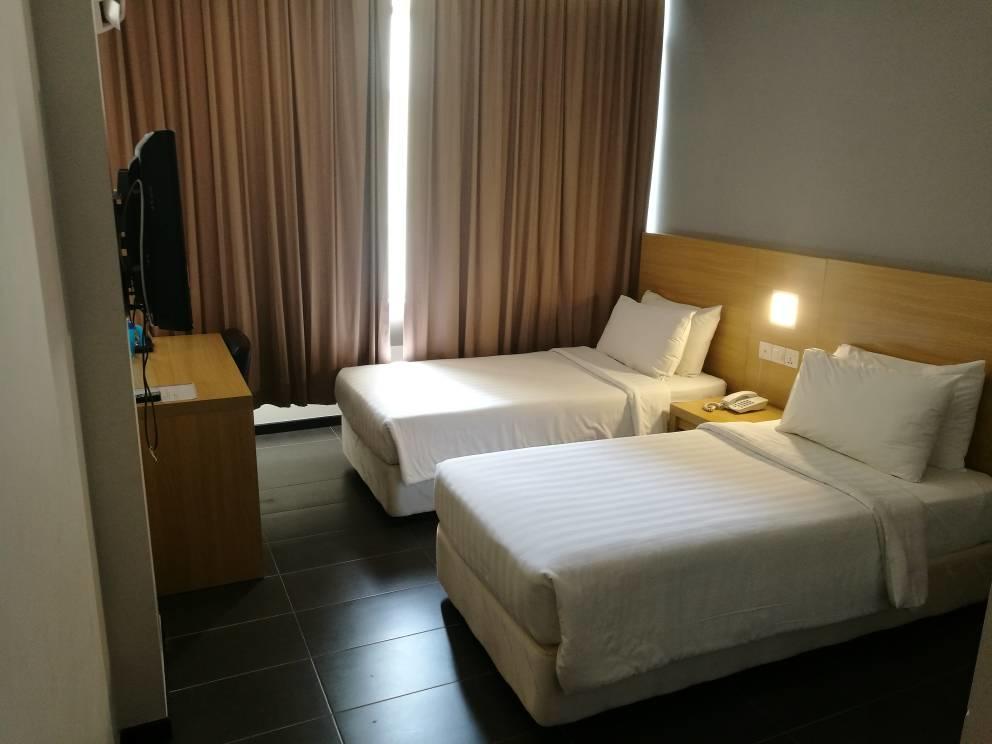 Hotel Seri Perkasa Kota Kinabalu Exterior photo